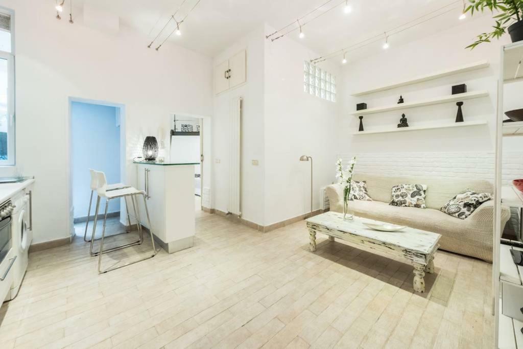 马德里Stylish Loft At Chueca´S Heart公寓 外观 照片